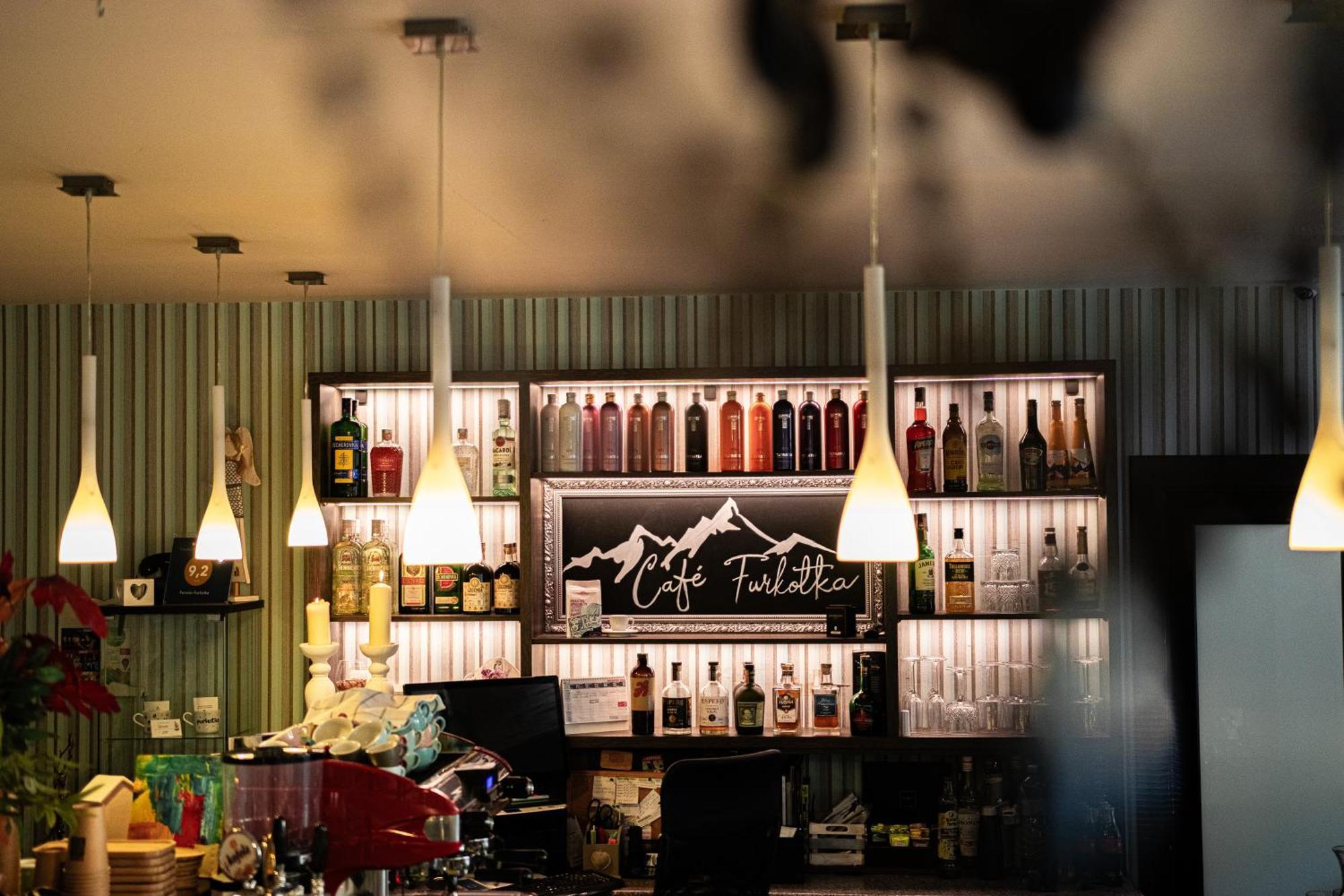 Štrbské Pleso 福尔阔特卡旅馆酒店 外观 照片